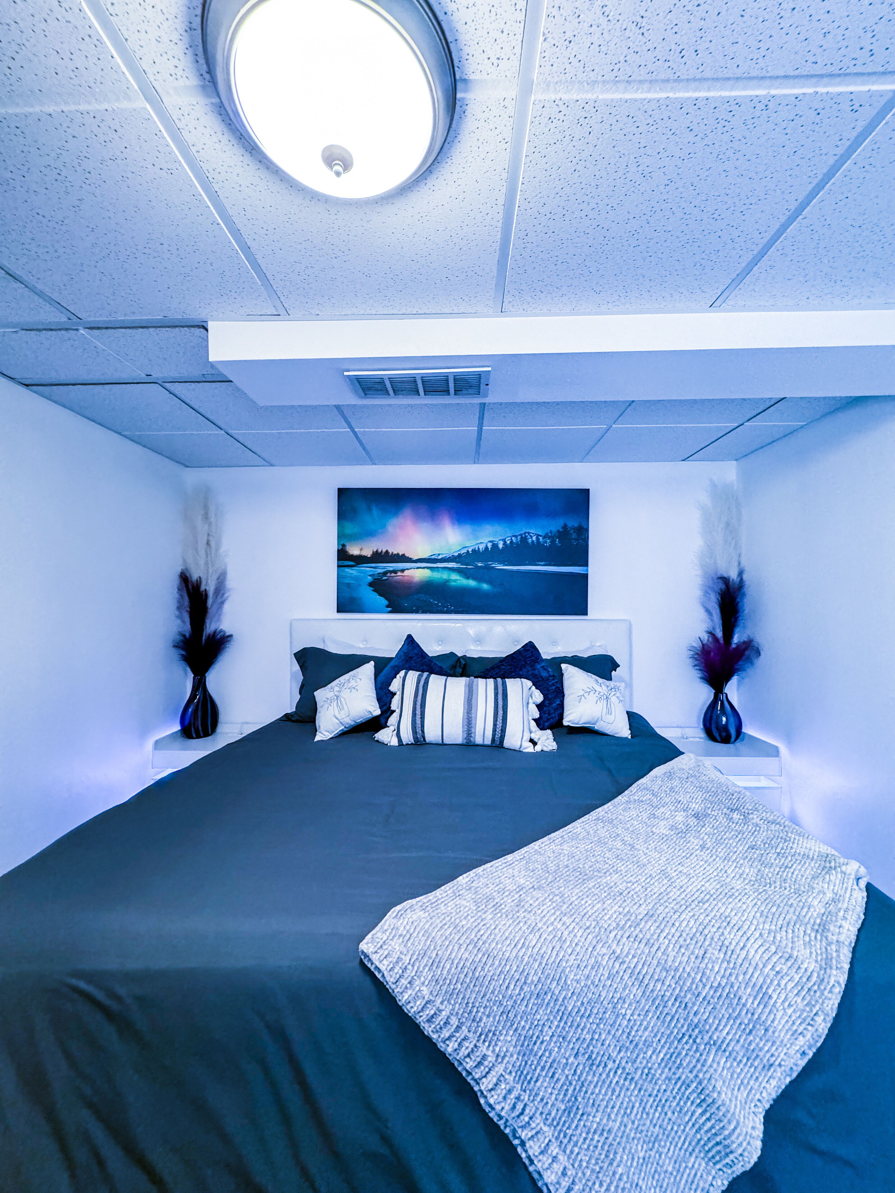 5 bedrooms, travel cot, WiFi