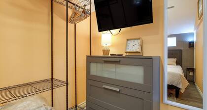 San Antonio Tiny Home, 4 Mi to Brackenridge Park