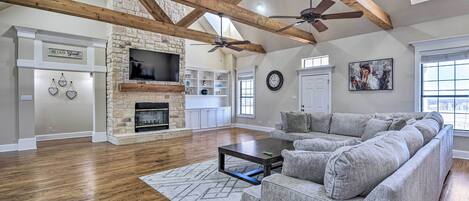 Télévision, cheminée, Netflix, services de streaming