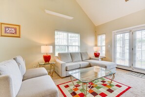 TV, books - Central & Spacious Townhome in Greensboro! (Greensboro)