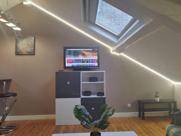 Interior - 5 minutes du Centre ville de Reims . (Reims)