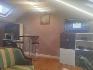 Interior - 5 minutes du Centre ville de Reims . (Reims)