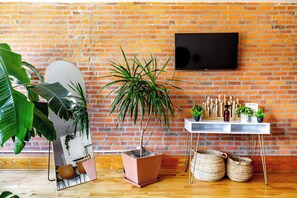 32-Zoll-Smart-TV mit Digitalempfang, Fernseher, Netflix