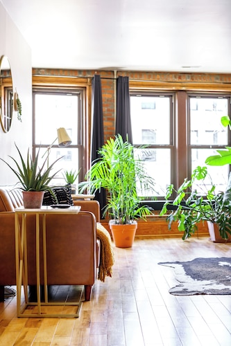 Jungle House Luxury Lofts – Short North High Street