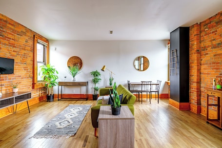 Book Loft | Living area