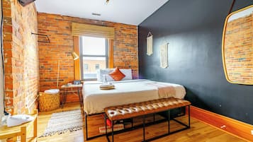 1 bedroom, Egyptian cotton sheets, premium bedding, memory foam beds
