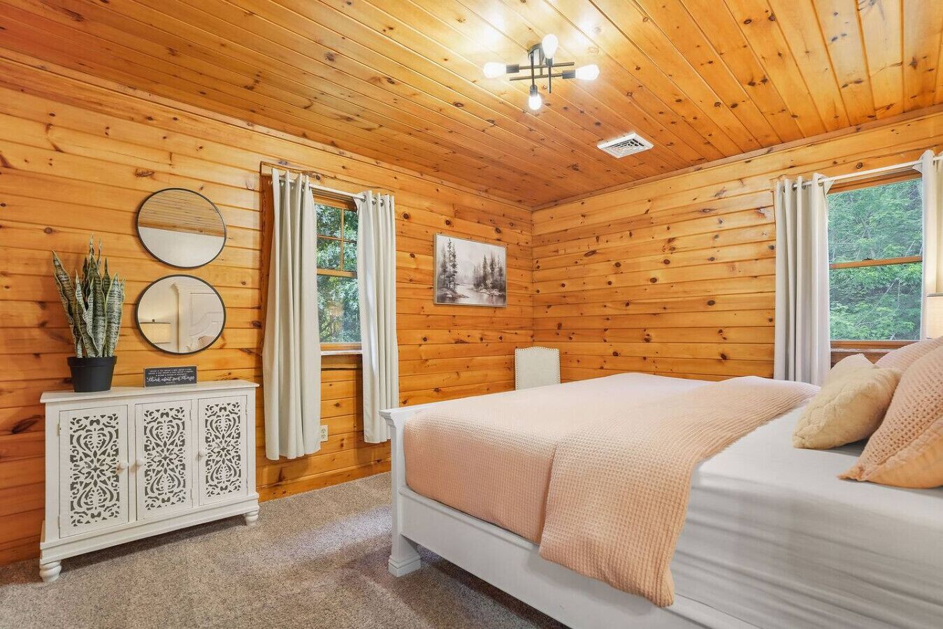 8 chambres, bureau, fer et planche à repasser, Wi-Fi gratuit