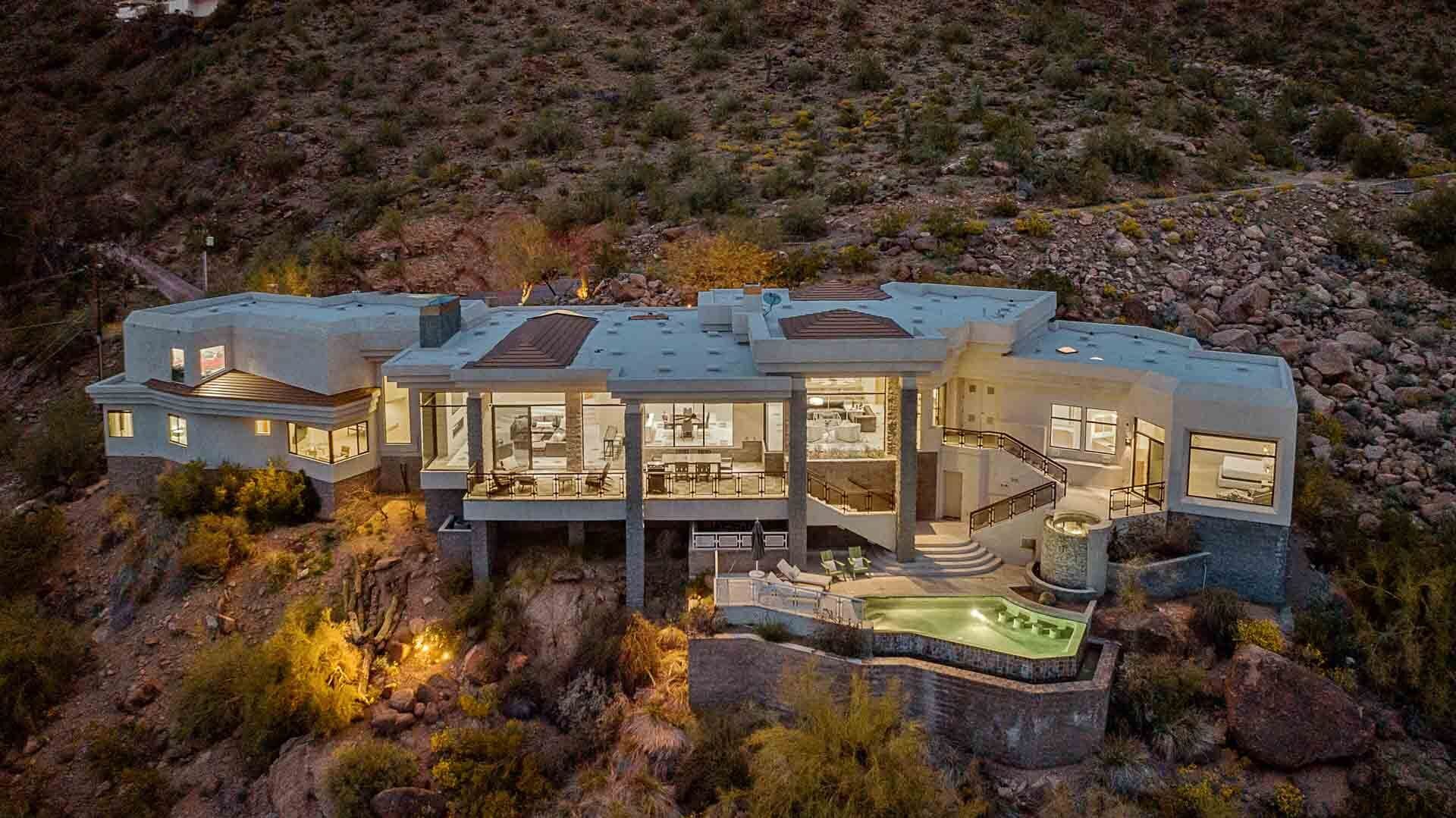 Top Shelf Manor on Camelback Mountain