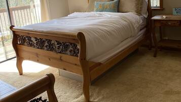 3 bedrooms, in-room safe, iron/ironing board, travel crib