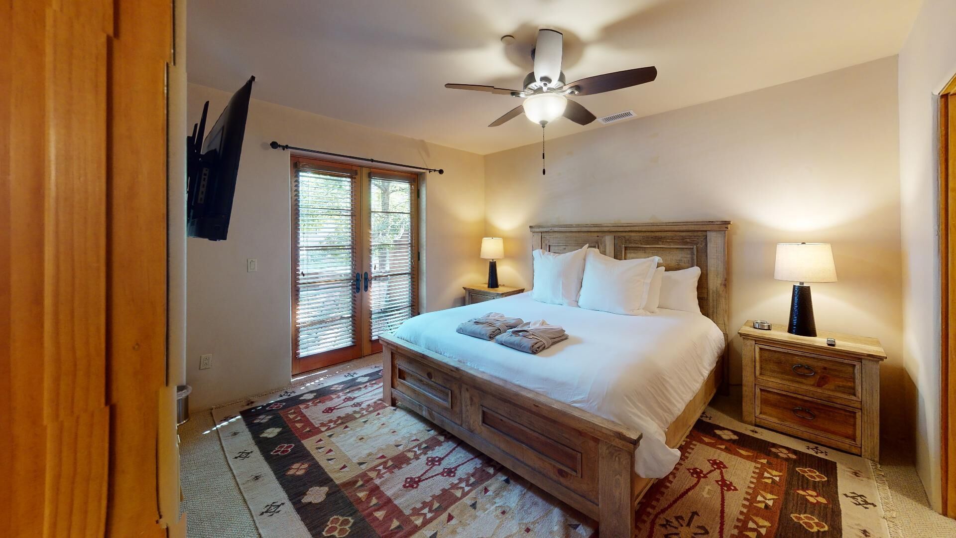 2 bedrooms, in-room safe, iron/ironing board, travel cot