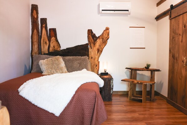 1 habitación, escritorio, wifi y ropa de cama 