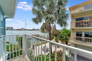 普通客房 | 露台/庭院