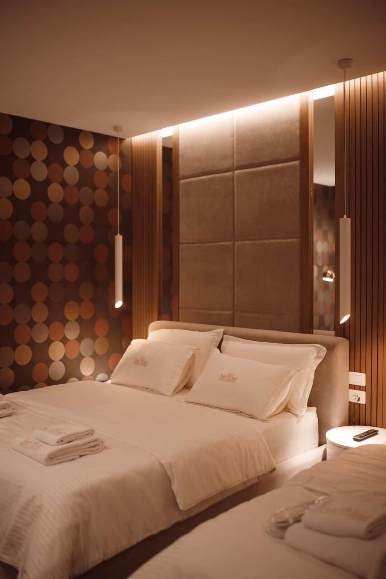 2 Star Hotels