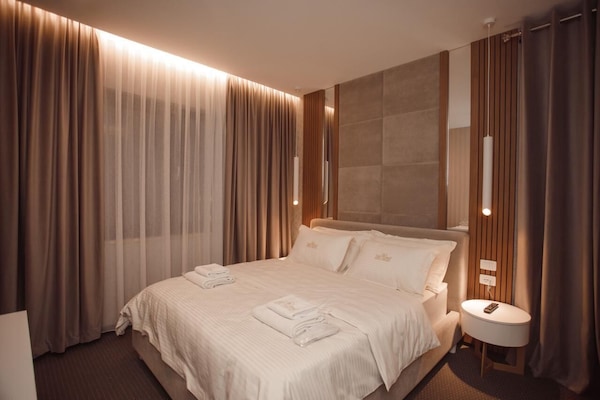 Minibar, free cots/infant beds, free WiFi, bed sheets