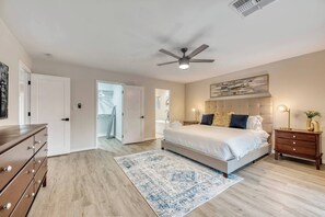 5 عدّة غرف نوم ومكواة/لوح كي وواي فاي مجانًا وملاءات أسرّة