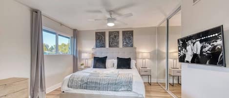 3 bedrooms, iron/ironing board, free WiFi, bed sheets