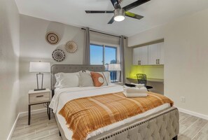 3 室のベッドルーム、アイロン / アイロン台、WiFi (無料)