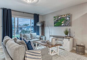 Smart TV, offices