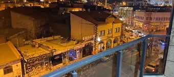 Whitestone Hotel