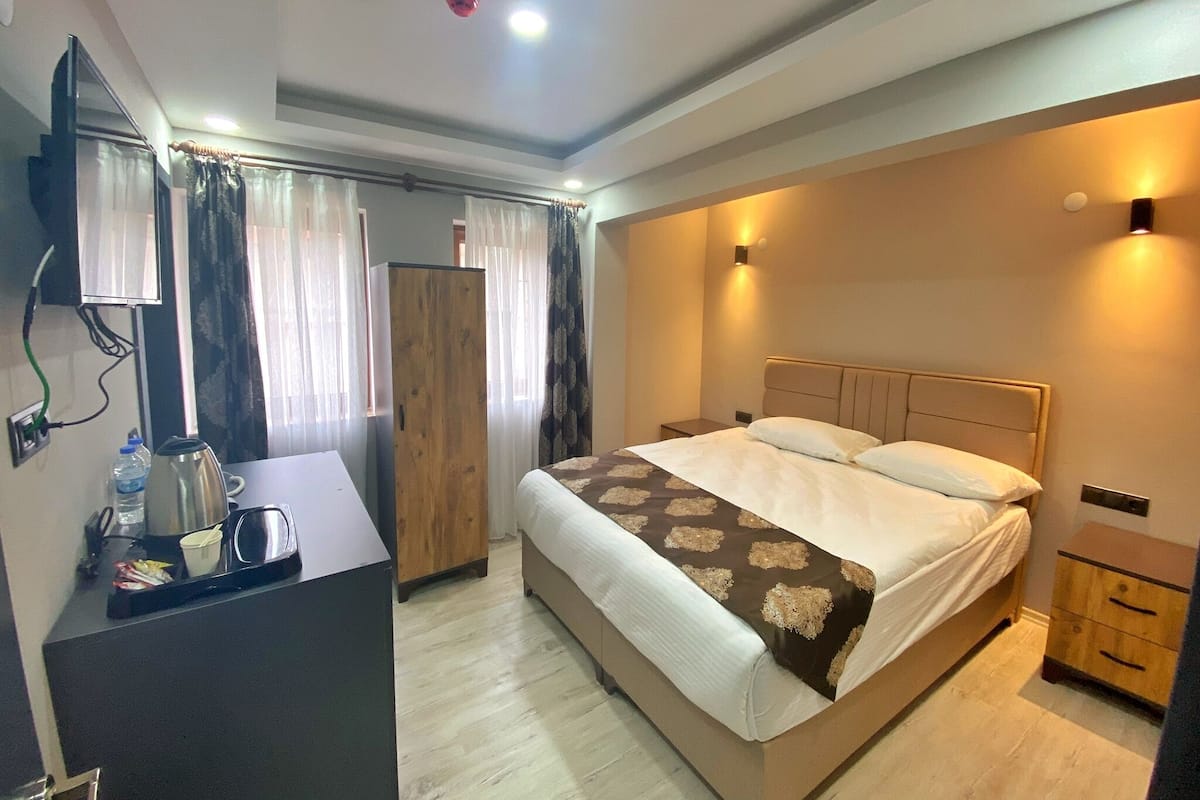 Literie de qualité supérieure, minibar, Wi-Fi gratuit, draps fournis