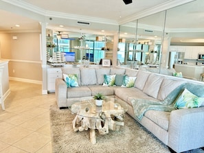 Smart TV - Summer Dates Booking Up! Enjoy The Bay Pet Friendly Lazy River & Indoor Pools (Orange Beach)