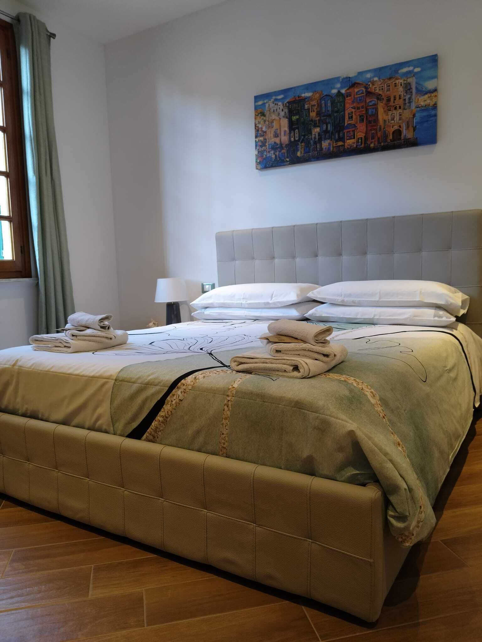 2 soverom, reiseseng for barn, wi-fi (inkludert) og sengetøy