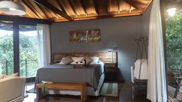 Chalé luxo | 2 quartos, frigobar, individualmente decorados