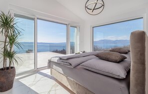 6 Schlafzimmer, Reisekinderbett, kostenloses WLAN, Bettwäsche