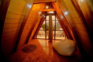 Family Cabin, 2 Bedrooms, Patio, Mountain View | Egyptian cotton sheets, premium bedding, down comforters, pillowtop beds