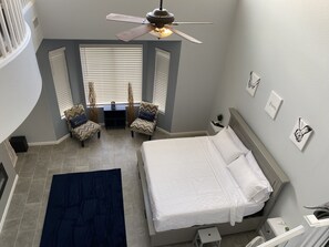 6 bedrooms, desk, iron/ironing board, free WiFi