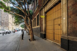 Exterior - Colmena Hotel CDMX Centro (Mexico City)