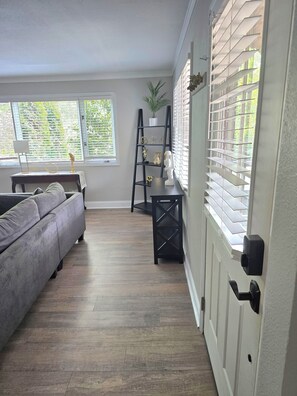 Interior - Alan's Apartment - Hot tub, fireplace, located in a quiet corner of Helen. (Helen)