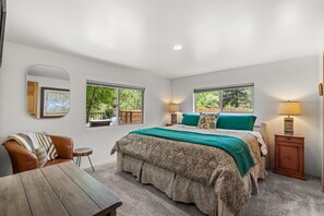 2 bedrooms, iron/ironing board, travel cot, free WiFi - Pecos River Retreat with a Hot Tub (Pecos)