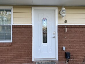 Exterior detail - Great house (Mableton)