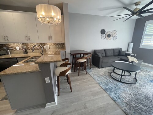 Cozy Condo in the Heart of Hillcrest