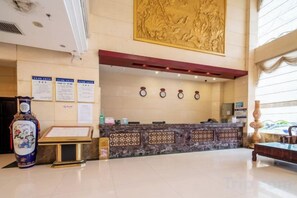 Unclassified image, 3 of 17, button - Garden Hotel (Jiangle)