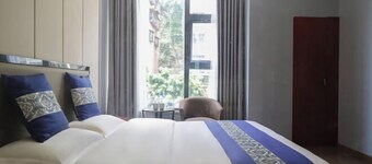 Fengjie Hongqiao Business Hotel