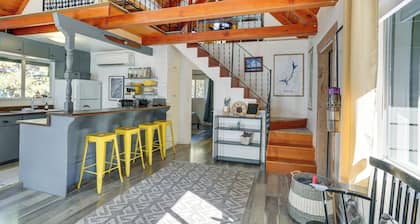 2 Mi to Trinity Lake: Forest-View Gem w/ Hot Tub!