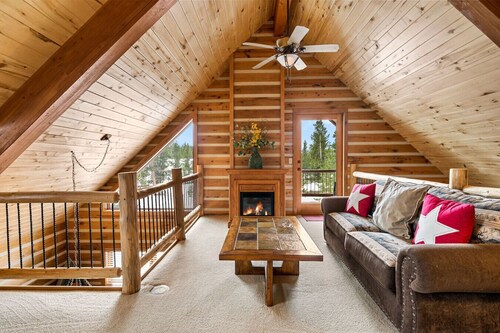 Mtn Retreat Minutes From The Lake, Mountain View’s