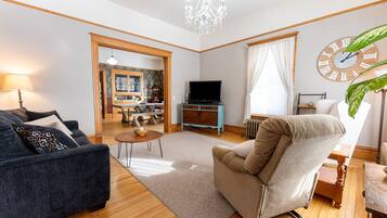 TV, DVD player, books, video library