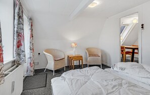 2 bedrooms, free WiFi
