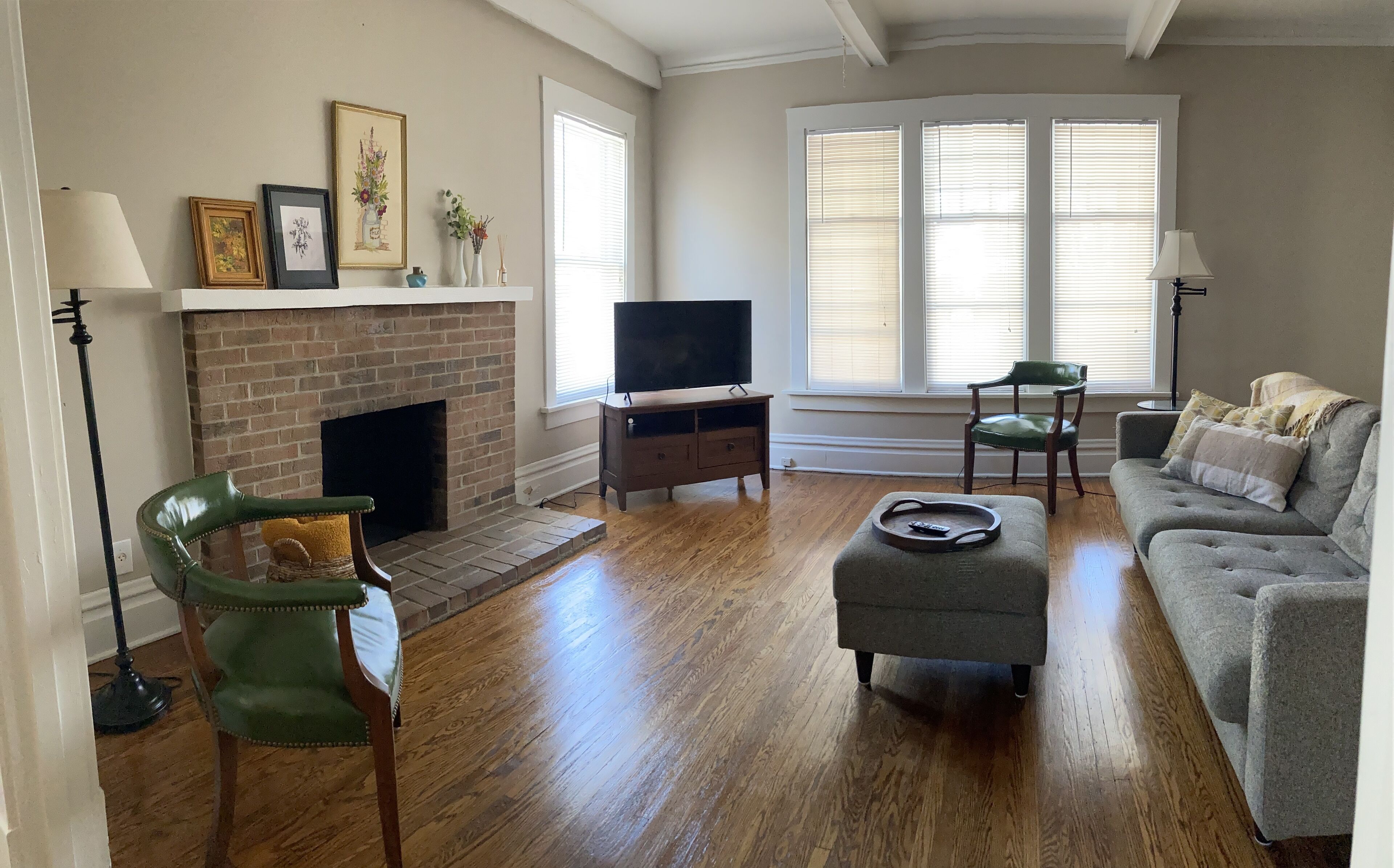 West Bluff Retreat - Lower Unit - close to Bradley & OSF