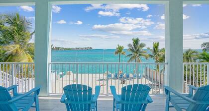 Oceanfront PARADISE w Heated pool, 55’ dock, ocean view & bathroom in every room