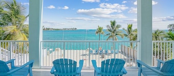 Oceanfront PARADISE w Heated pool, 55’ dock, ocean view & bathroom in every room