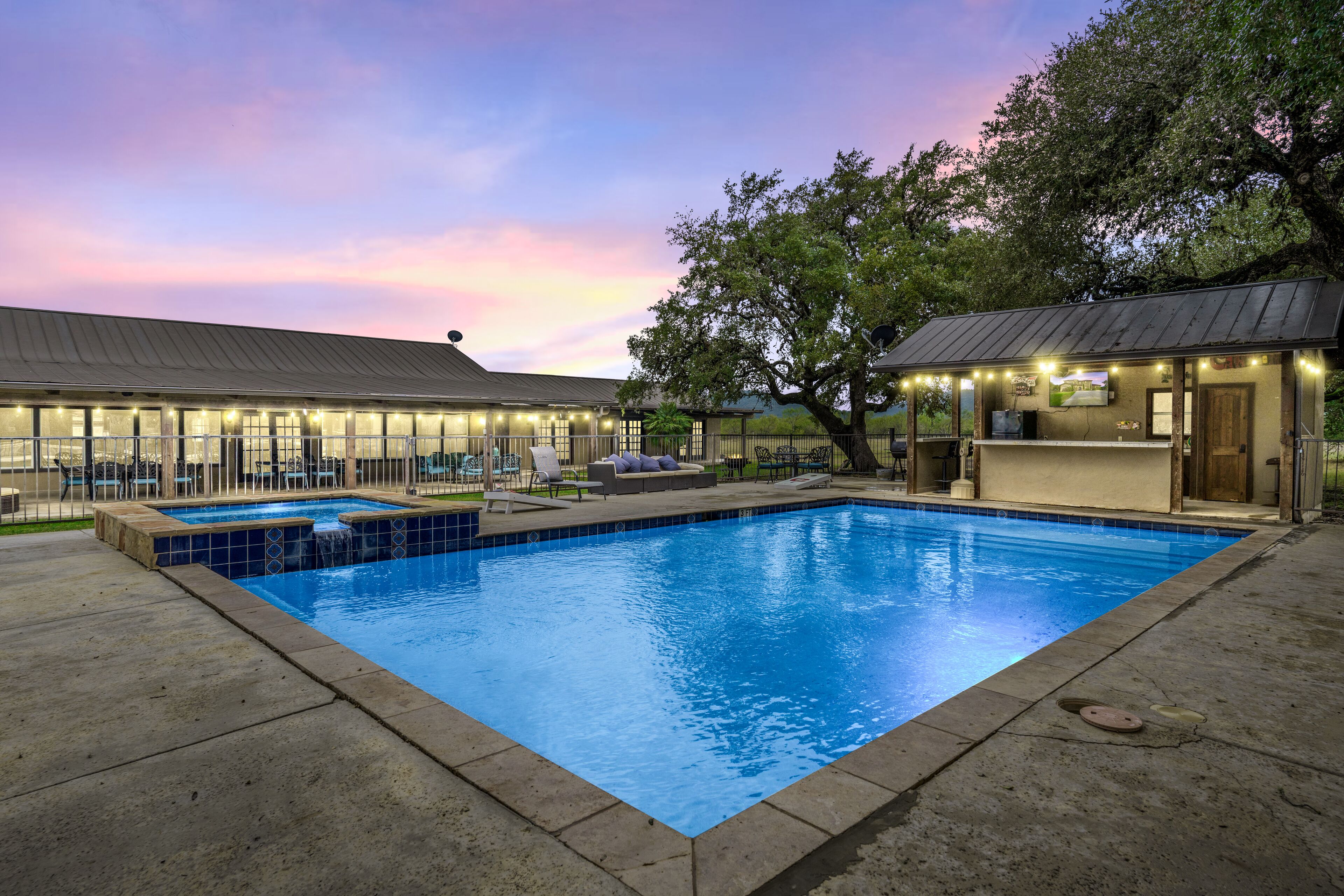 House, pool & hot tub on nearly 10 acres off River Road in the heart of Concan