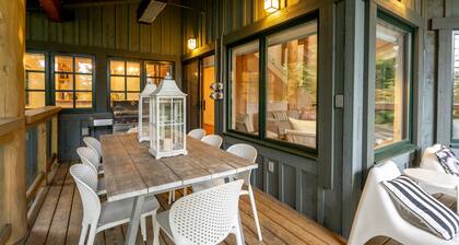 Luxury 4BR Retreat | Ski-In/Ski-Out Access | Pool & Hot Tub | Managed by Aloha Whistler
