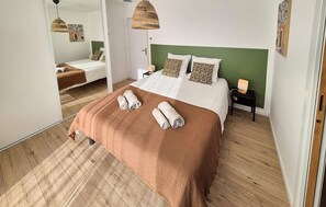 4 Schlafzimmer, Bügeleisen/Bügelbrett, Reisekinderbett, kostenloses WLAN