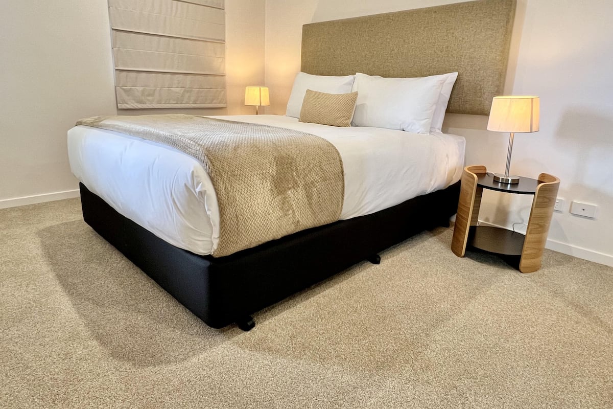 Apartment | 1 bedroom, minibar, iron/ironing board, WiFi