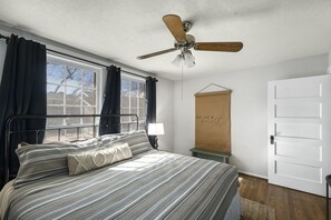 1 Schlafzimmer, Bügeleisen/Bügelbrett, kostenloses WLAN, Bettwäsche