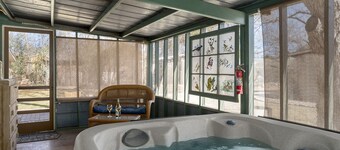 My Little House | Hot Tub | Shared Pool